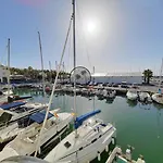 Sunny 3 Bed Marina