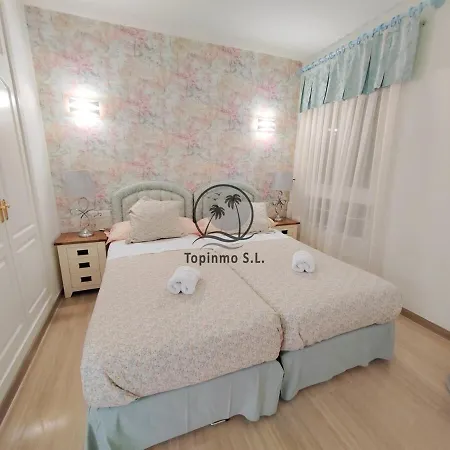 Sunny 3 Bed Marina Lejlighed *