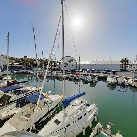 Sunny 3 Bed Marina