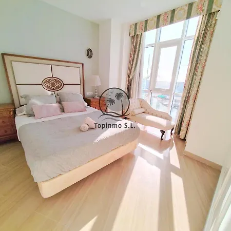 Sunny 3 Bed Marina *