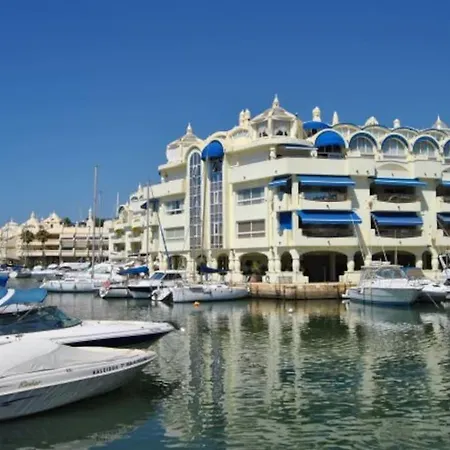 Sunny 3 Bed Island Puerto Marina Benalmadena