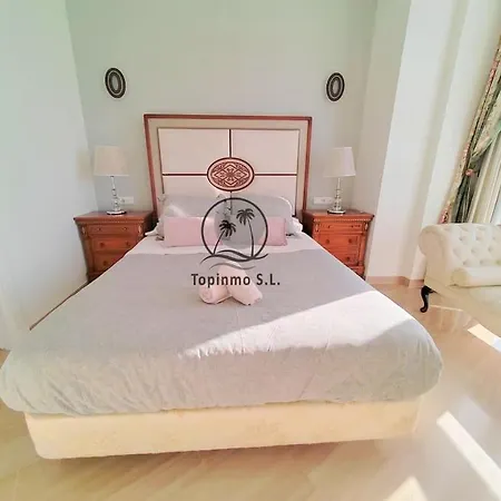 Apartment Sunny 3 Bed Island Puerto Marina Benalmadena