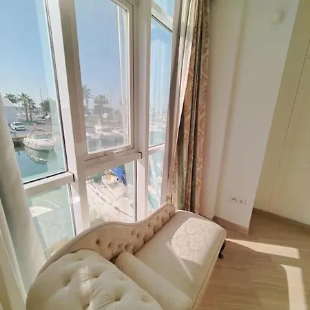 Apartment Sunny 3 Bed Island Puerto Marina *