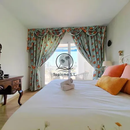 Apartment Sunny 3 Bed Island Puerto Marina