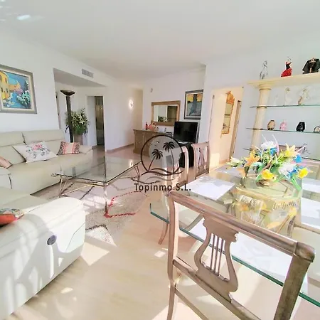 Sunny 3 Bed Island Puerto Marina Apartment *