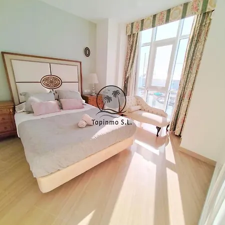 Sunny 3 Bed Island Puerto Marina Apartment Benalmadena